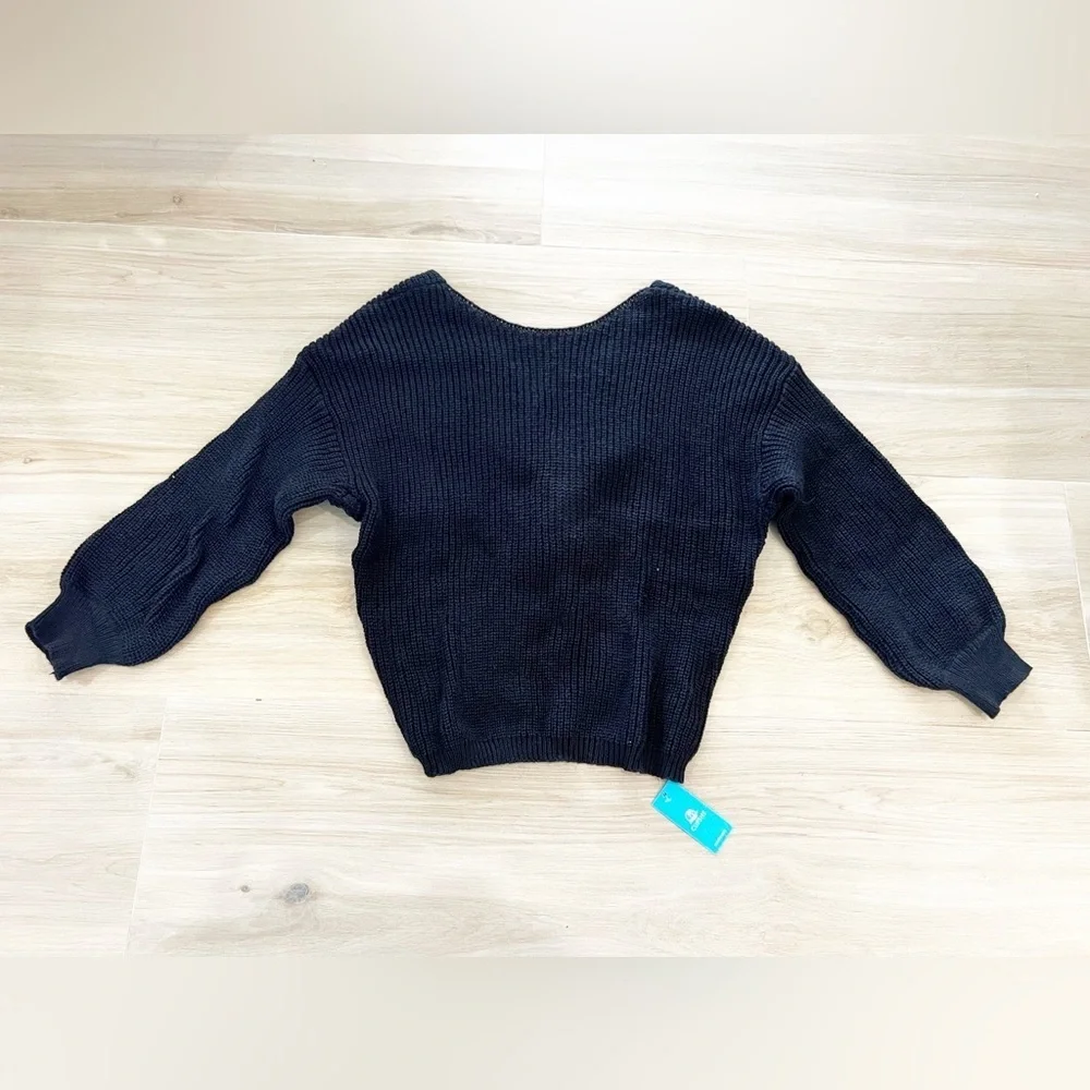 Cupshe Women's Black Chunky Knit Twist V-Back Sweater Top NWT XS V Neck